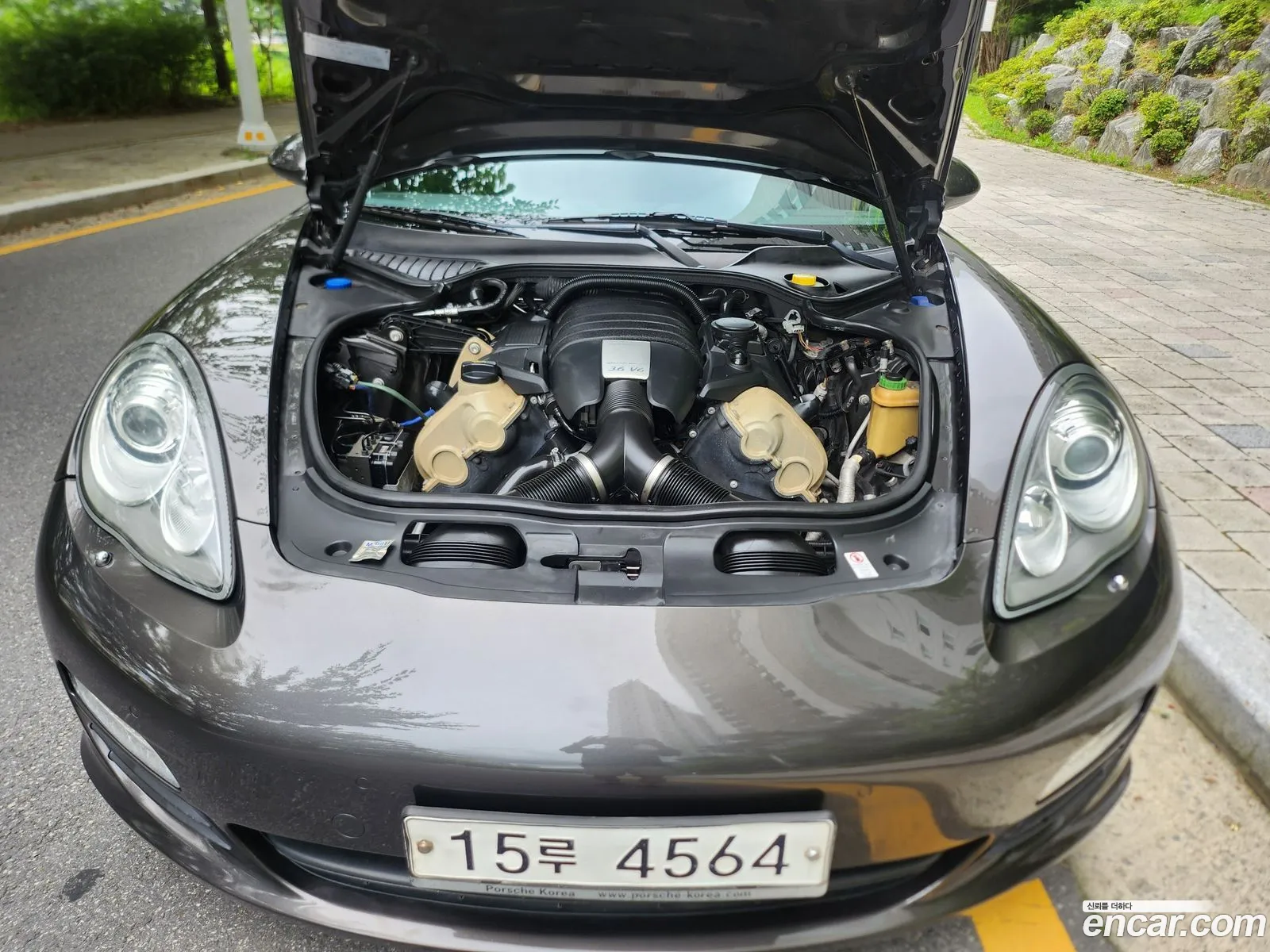 Porsche Panamera 2011 — 20