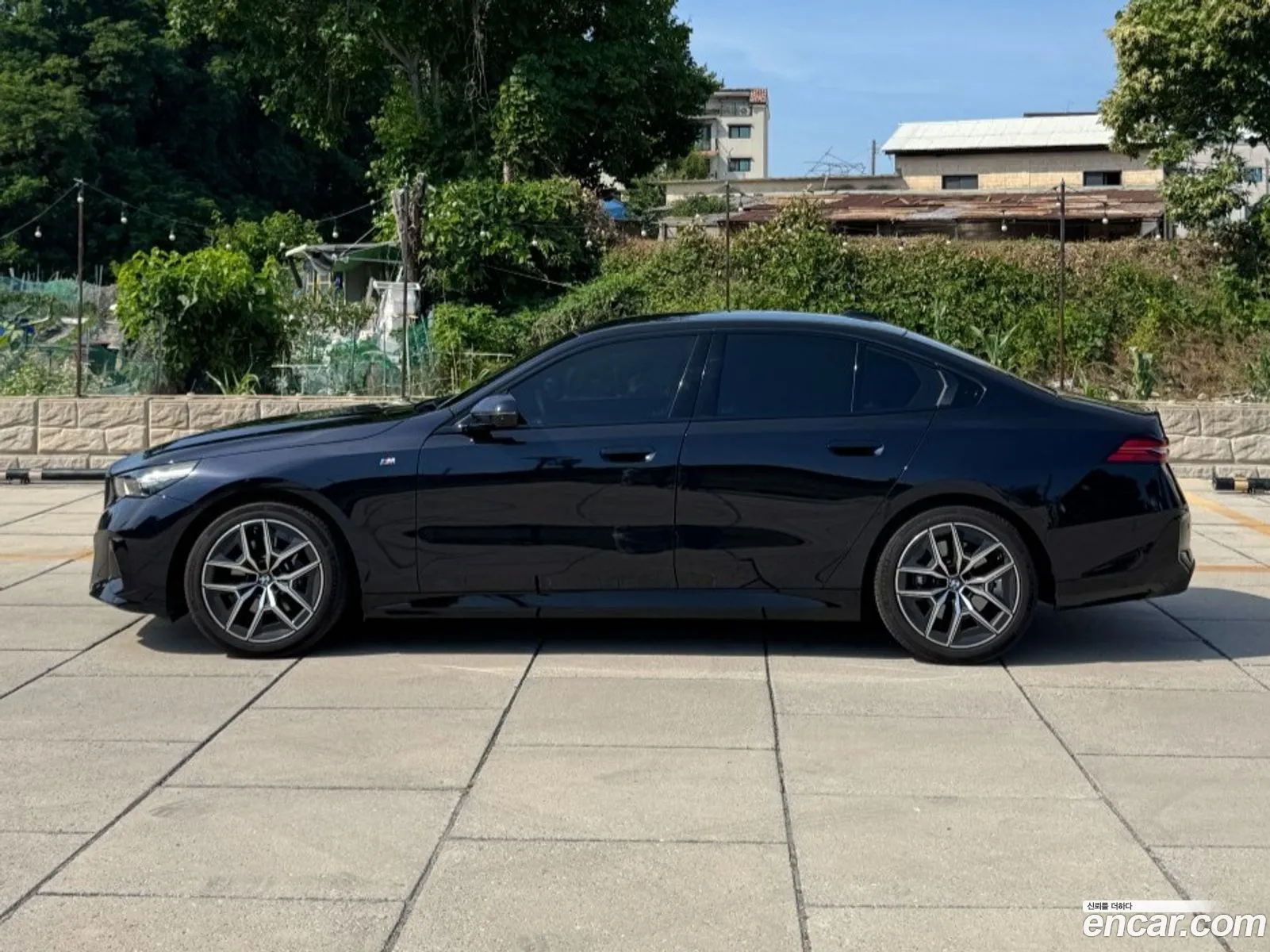 BMW 5 Series 2024 — 7