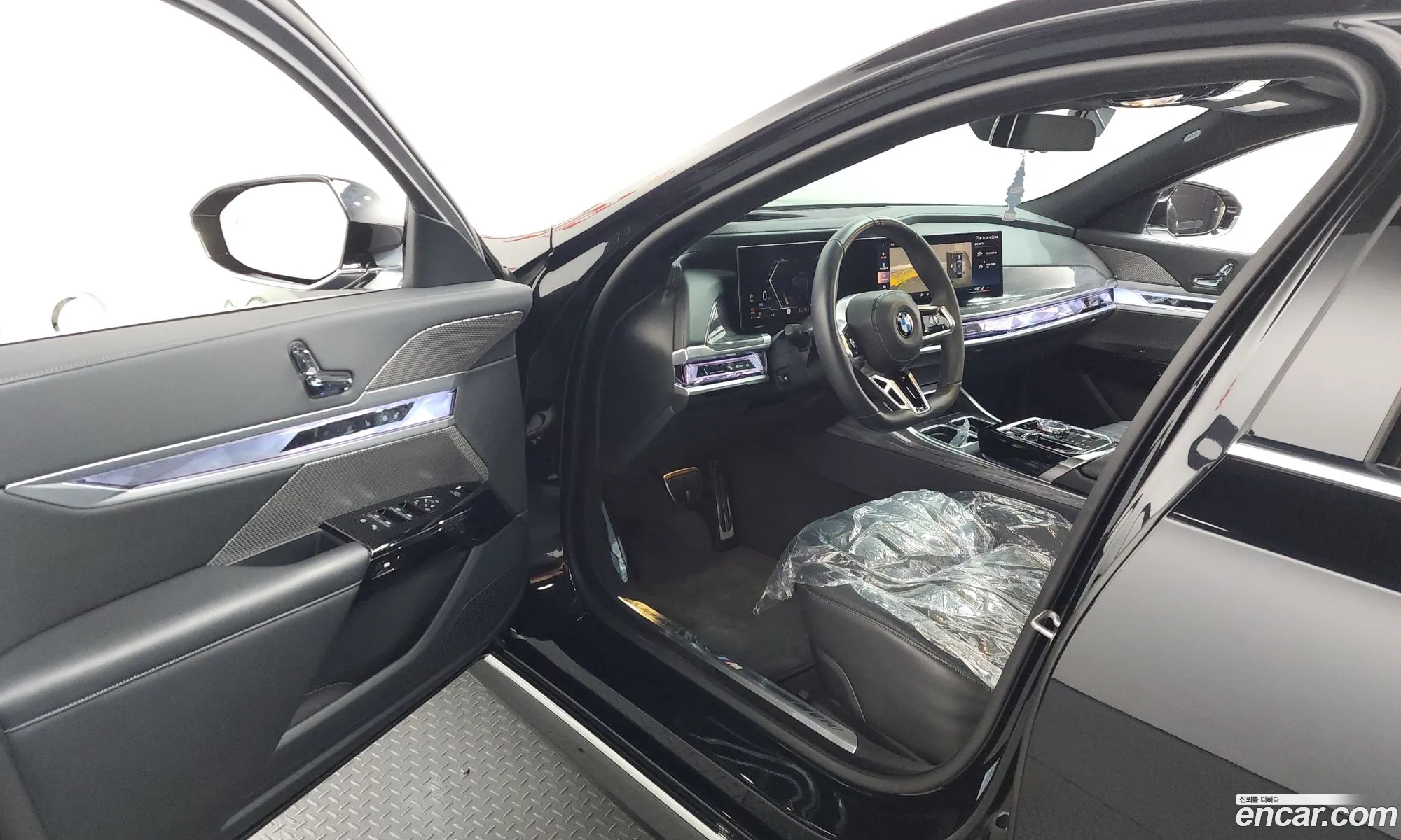 BMW 7 Series 2023 — 28