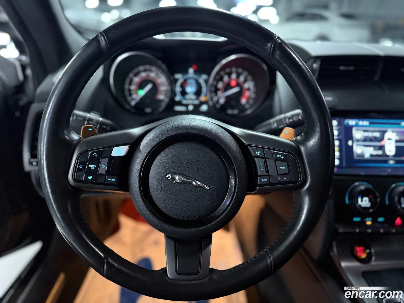 Jaguar F-Type 2015 — 11
