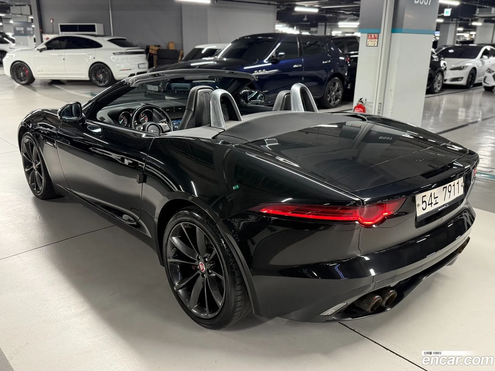 Jaguar F-Type 2015 — 16