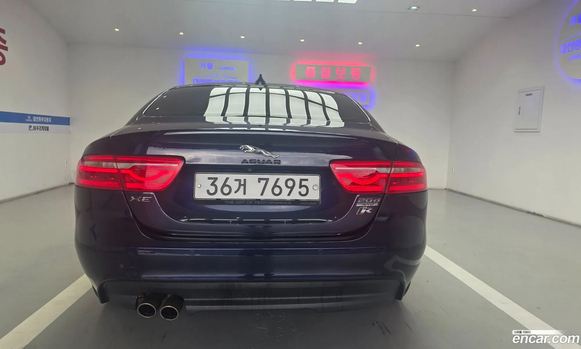 Jaguar XE 2017 — 19