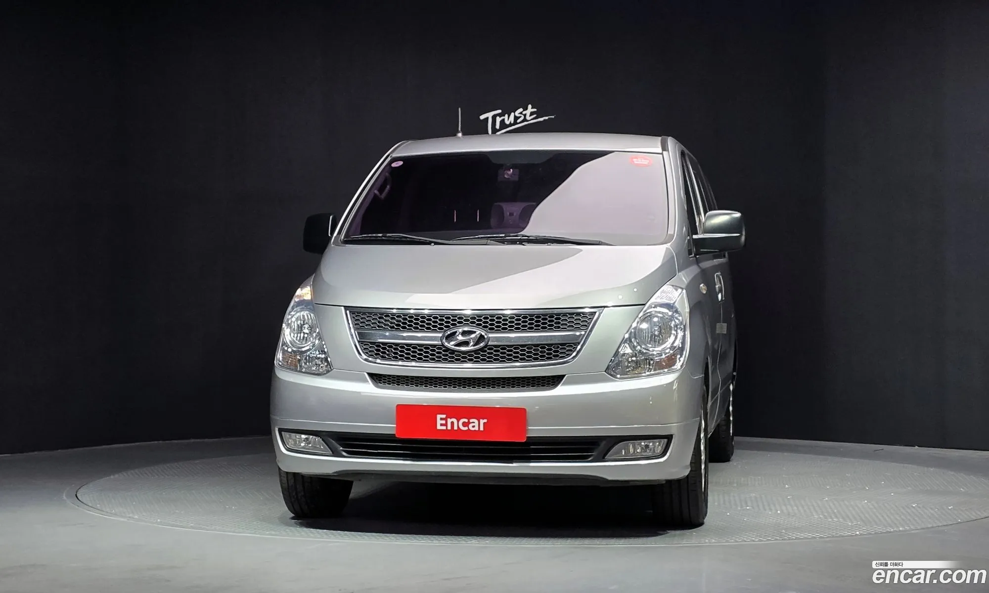 Hyundai Grand Starex 2013 — 2