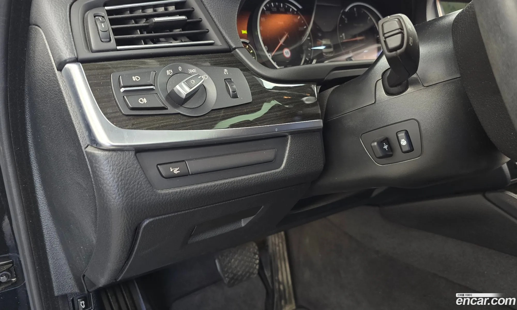 BMW 5 Series 2016 WBA5E5108GG071688 — 11