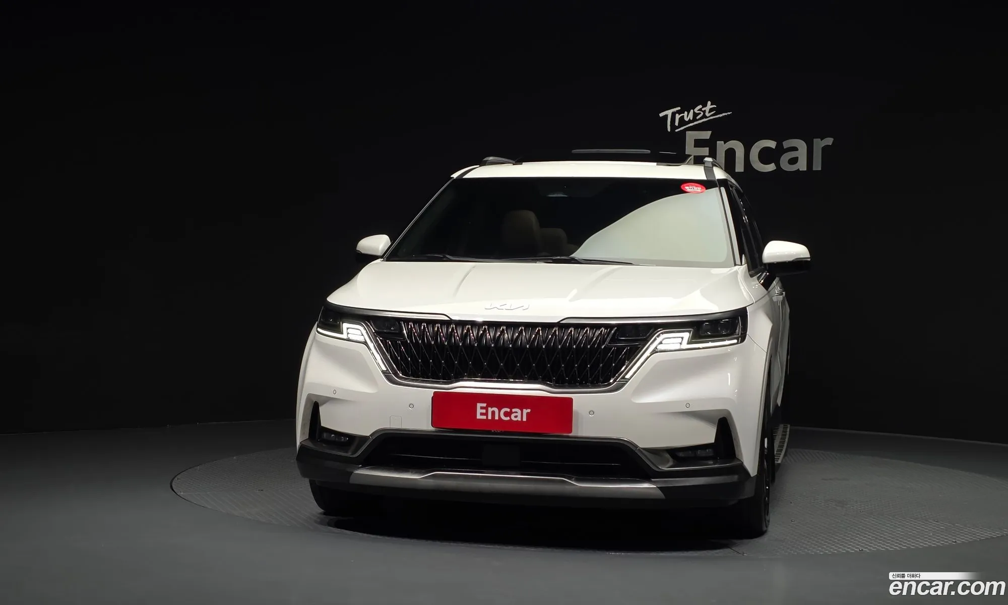 Kia Carnival 2021 — 4