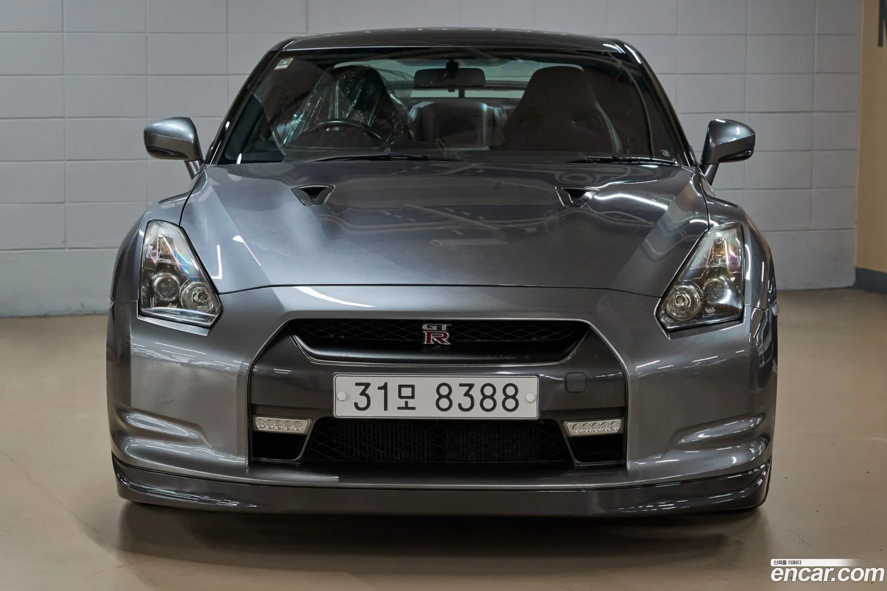 Nissan GT-R 2008 — 14