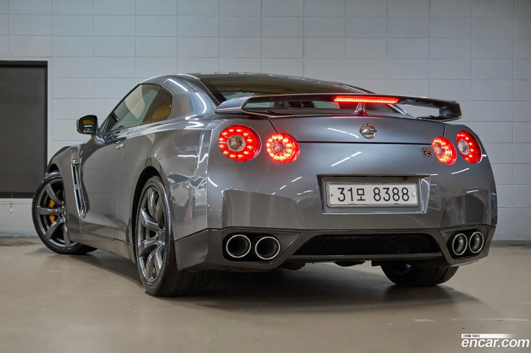 Nissan GT-R 2008 — 6