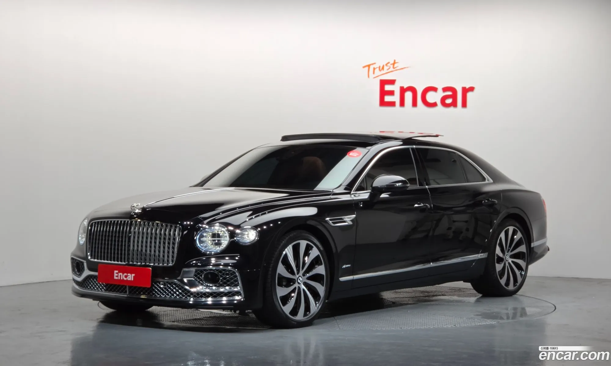 Bentley Flying Spur 2023 — 3