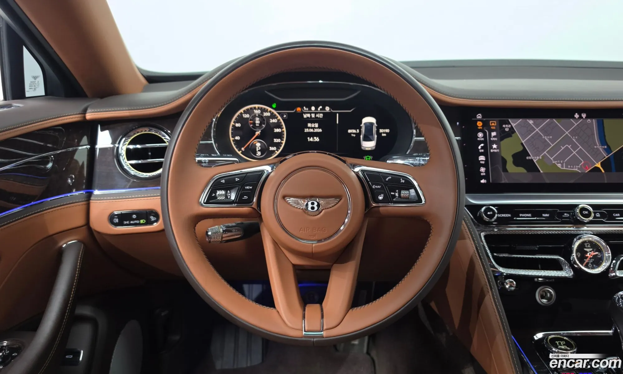 Bentley Flying Spur 2023 — 29