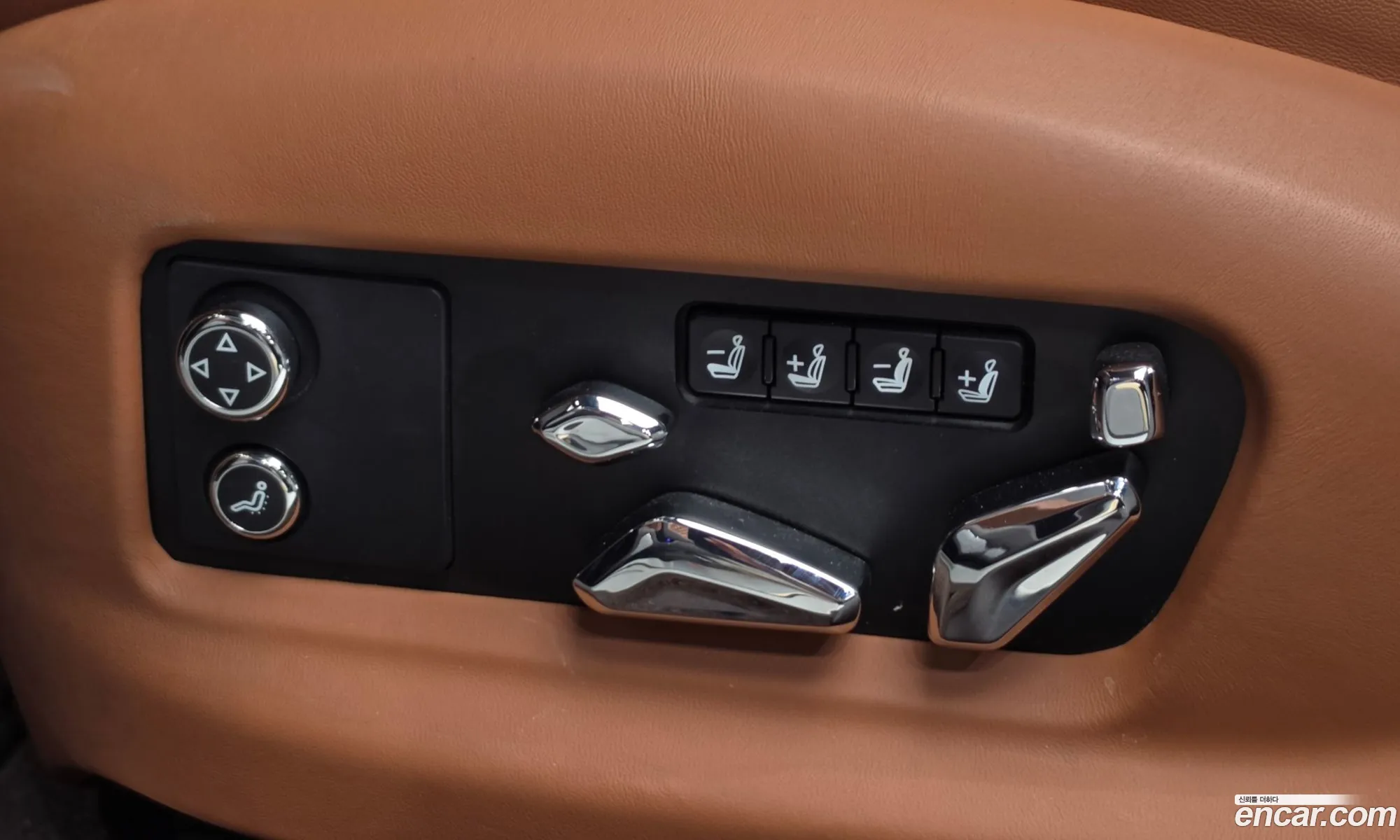 Bentley Flying Spur 2023 — 31