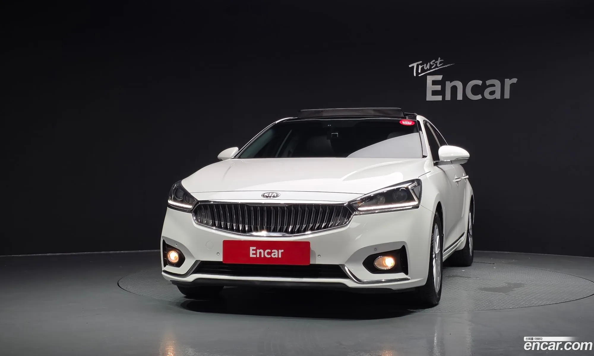 Kia K7 2017 — 2