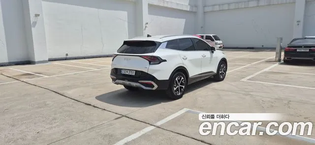 Kia Sportage Hybrid 2024 — 4