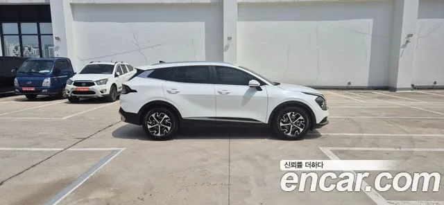 Kia Sportage Hybrid 2024 — 3
