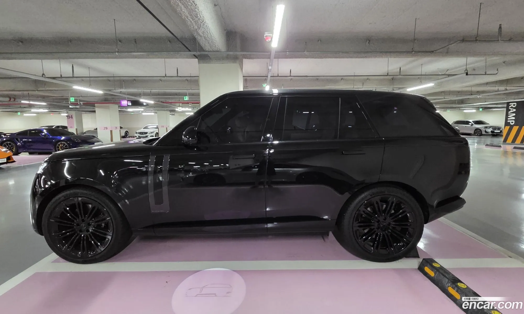 Land Rover Range Rover 2026 — 5