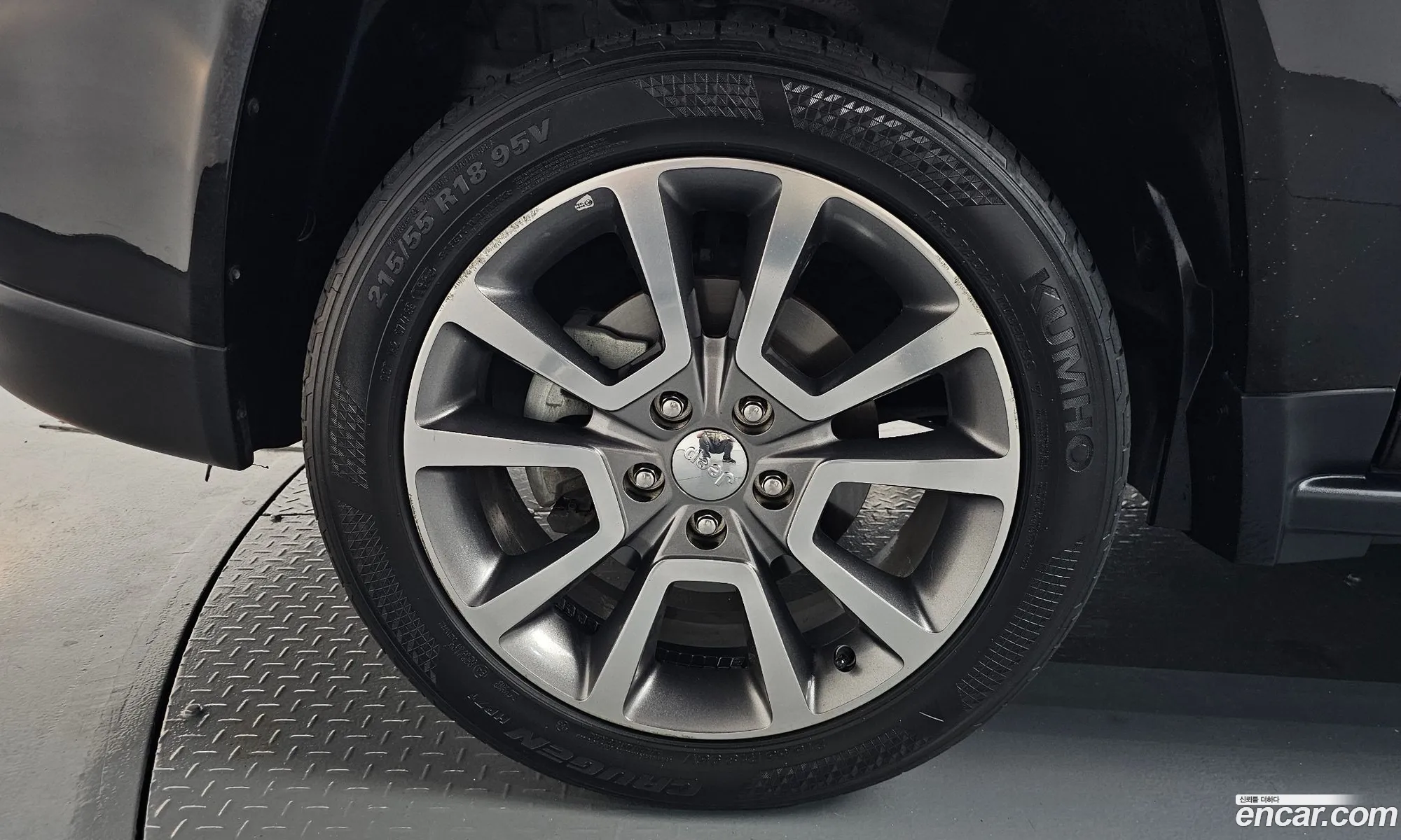 Jeep Compass 2016 1C4NJDCB4GD696002 — 28