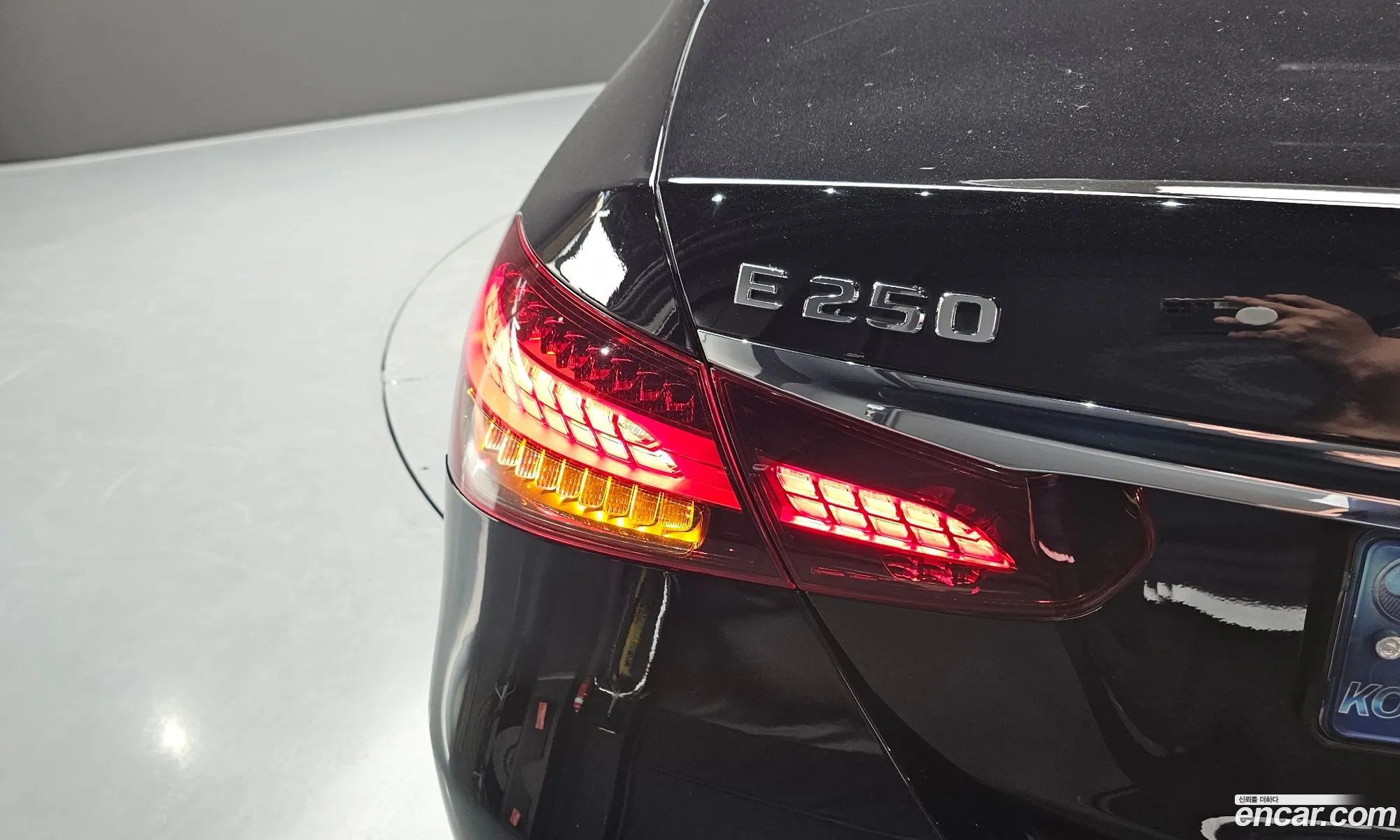 Mercedes-Benz E-Class W213 2021 — 26