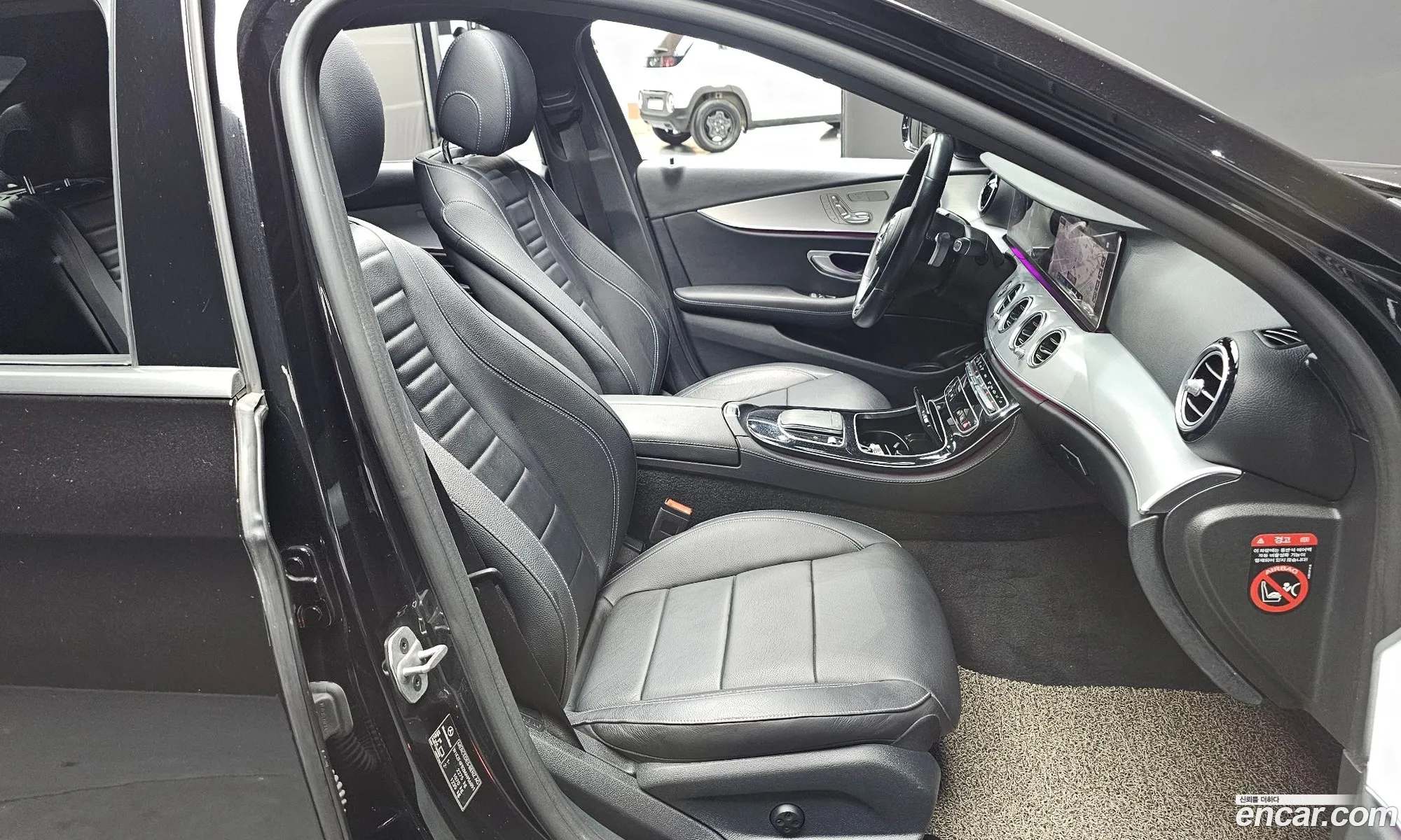 Mercedes-Benz E-Class W213 2021 — 21