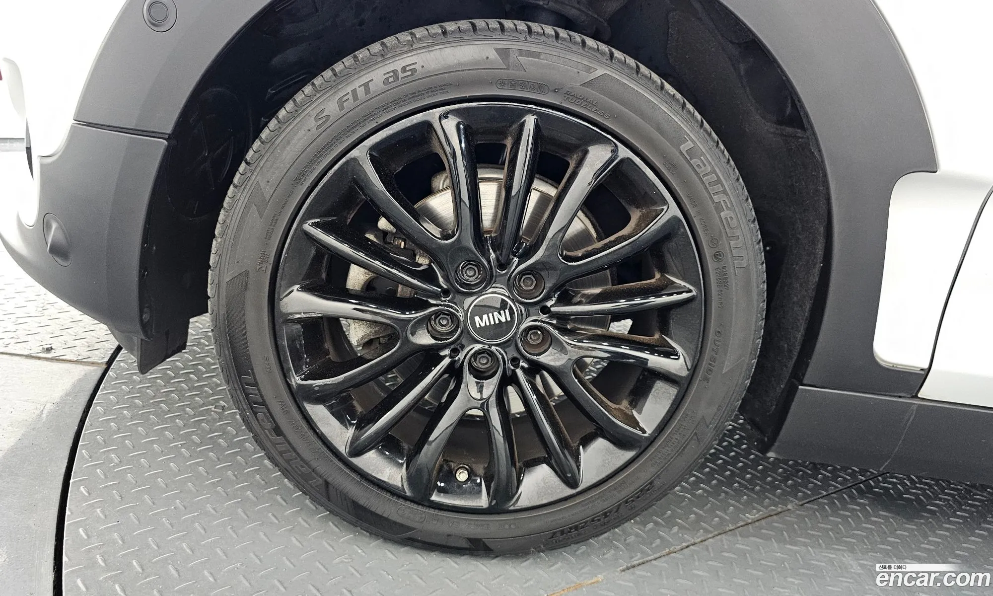 Mini Cooper Clubman 2022 — 5