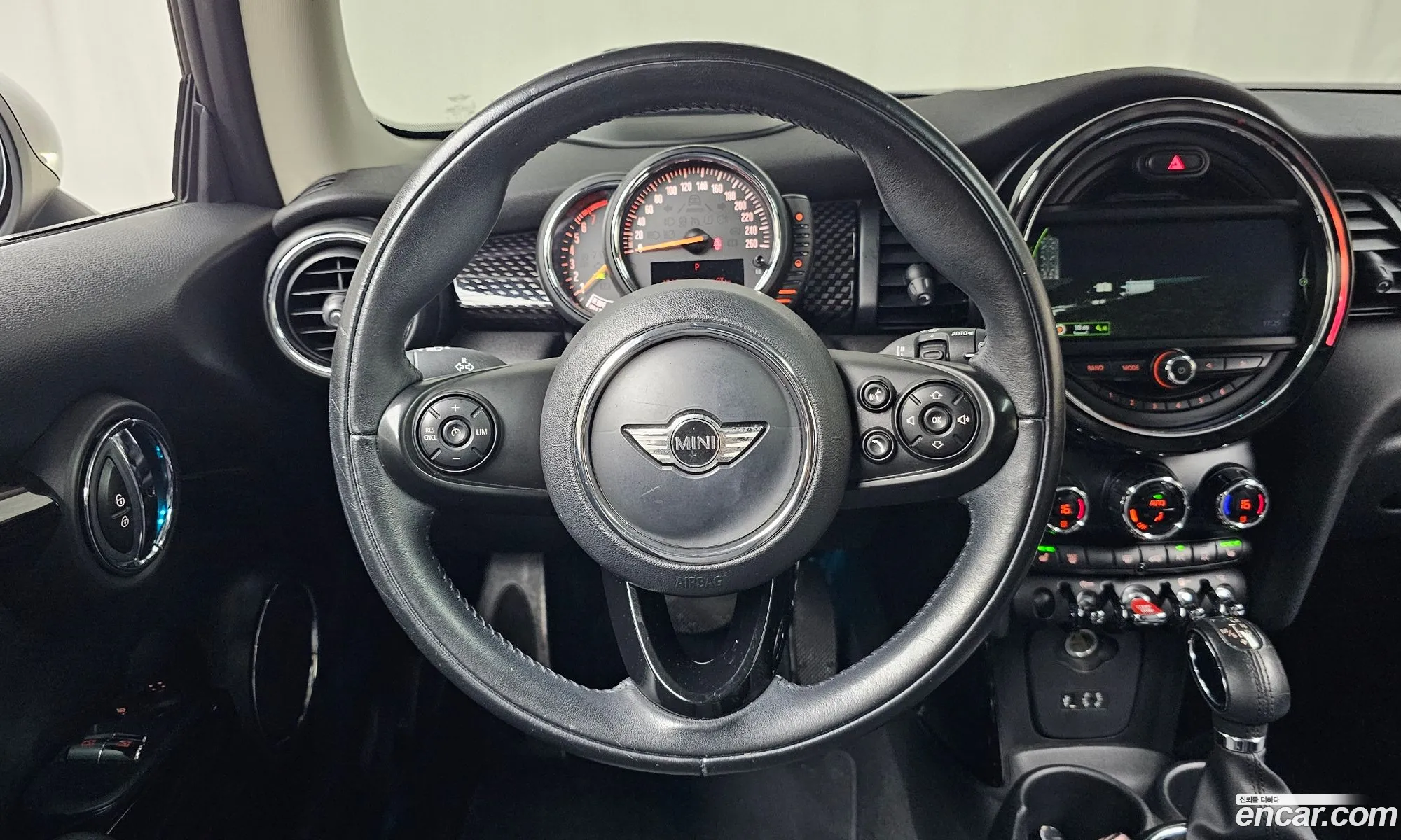 Mini Cooper S 2017 — 3