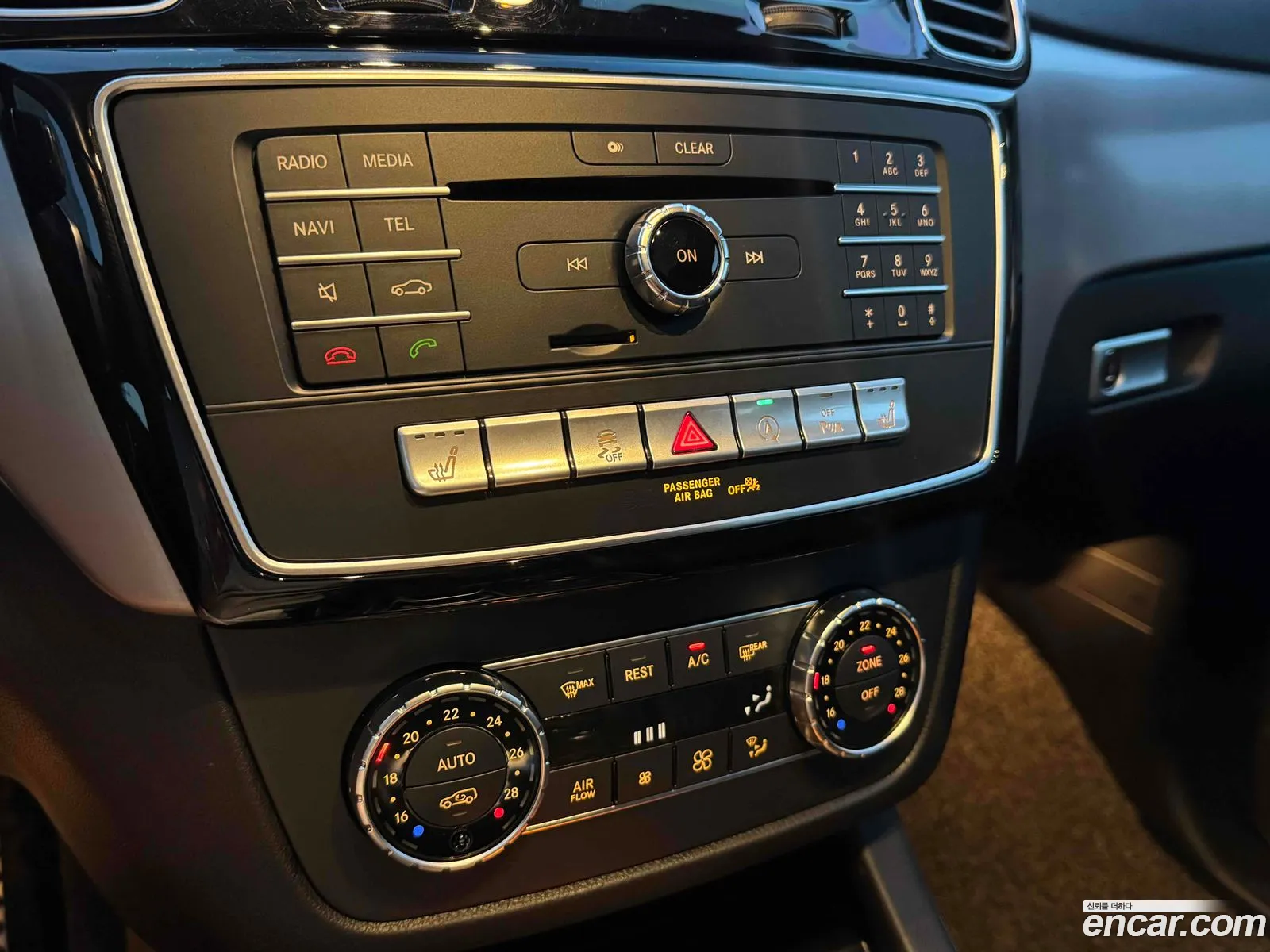 Mercedes-Benz GLE-Class W166 2017 — 10