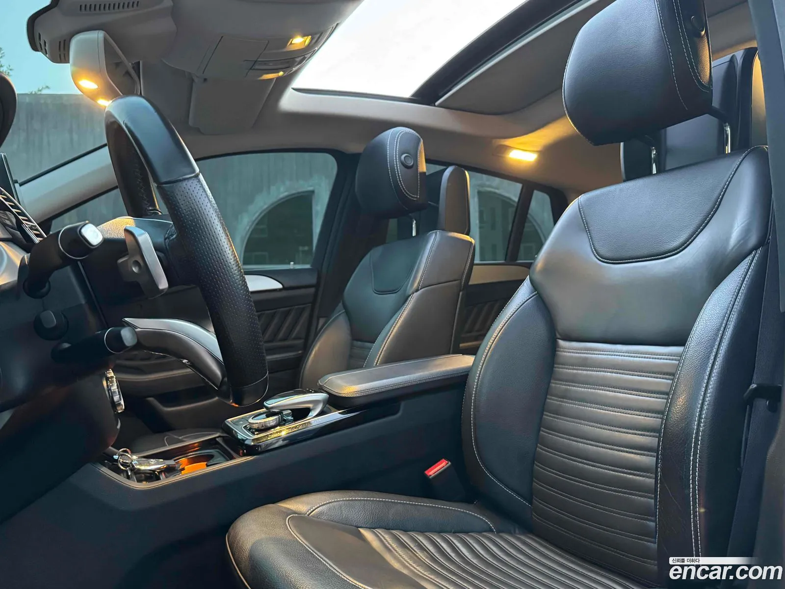 Mercedes-Benz GLE-Class W166 2017 — 14