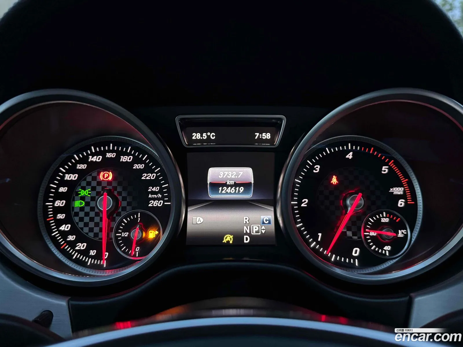 Mercedes-Benz GLE-Class W166 2017 — 17