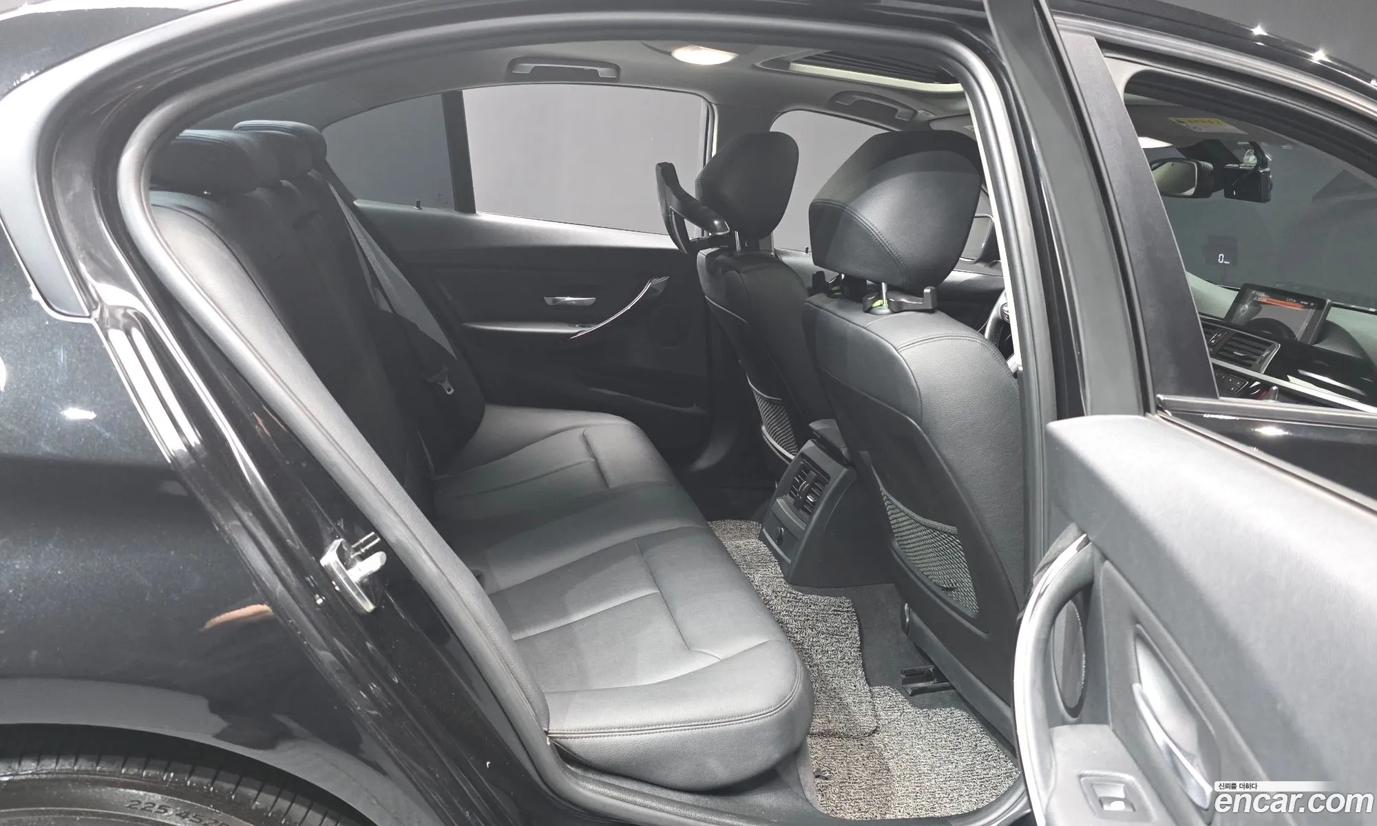 BMW 3 Series 2013 WBA3B110111111111 — 20
