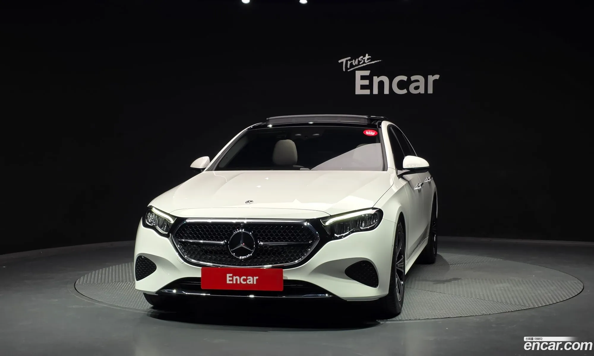 Mercedes-Benz E-Class W214 2025 — 15