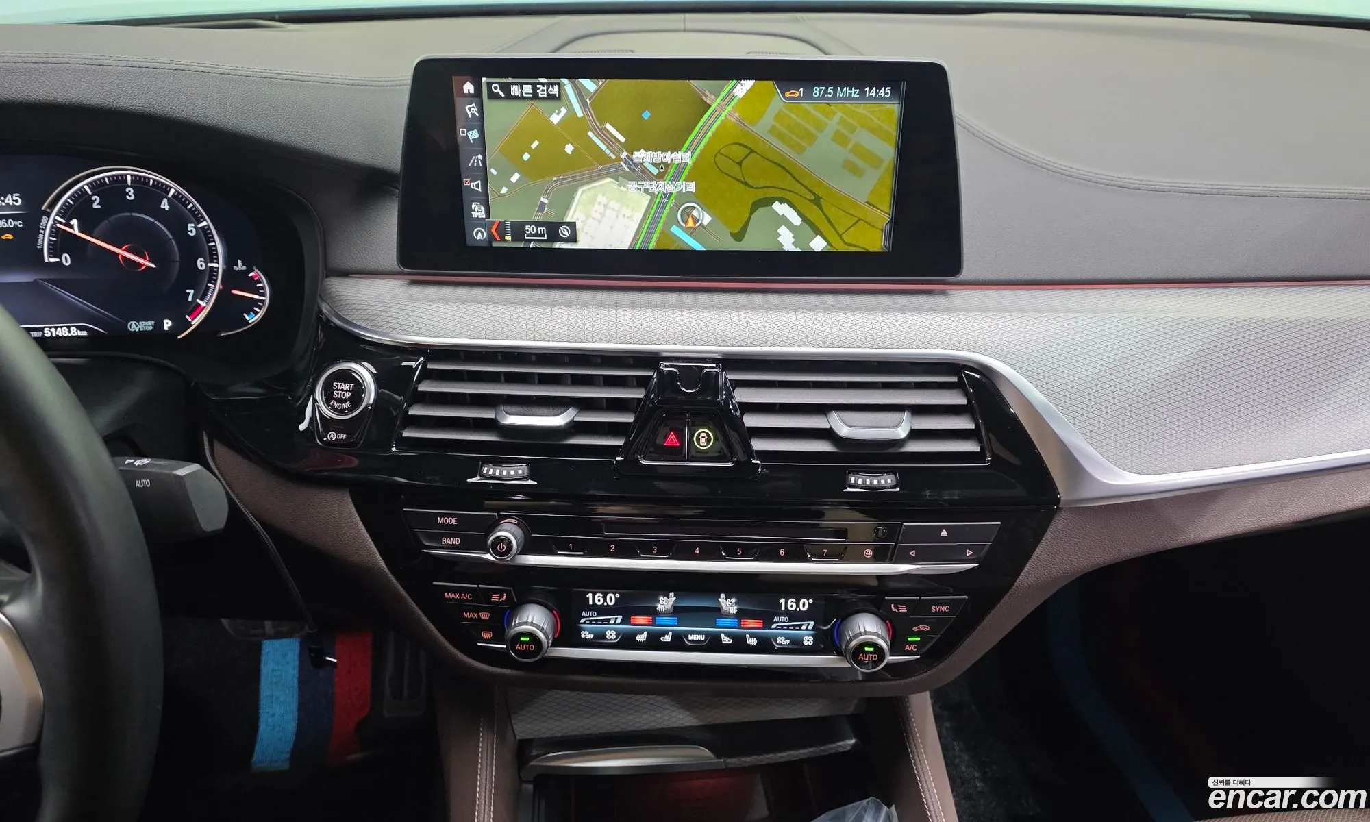 BMW 5 Series 2018 WBAJD3108JWC99471 — 27