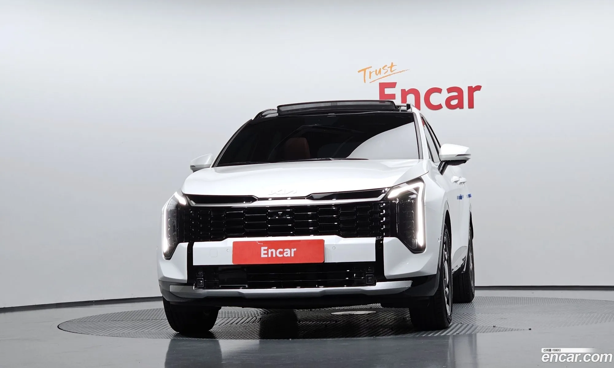Kia Sportage Hybrid 2025 — 4