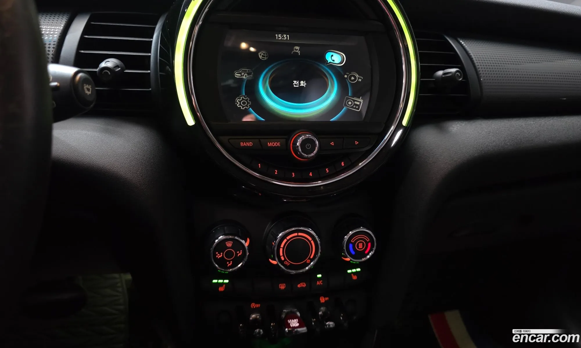Mini Cooper D 2016 — 11