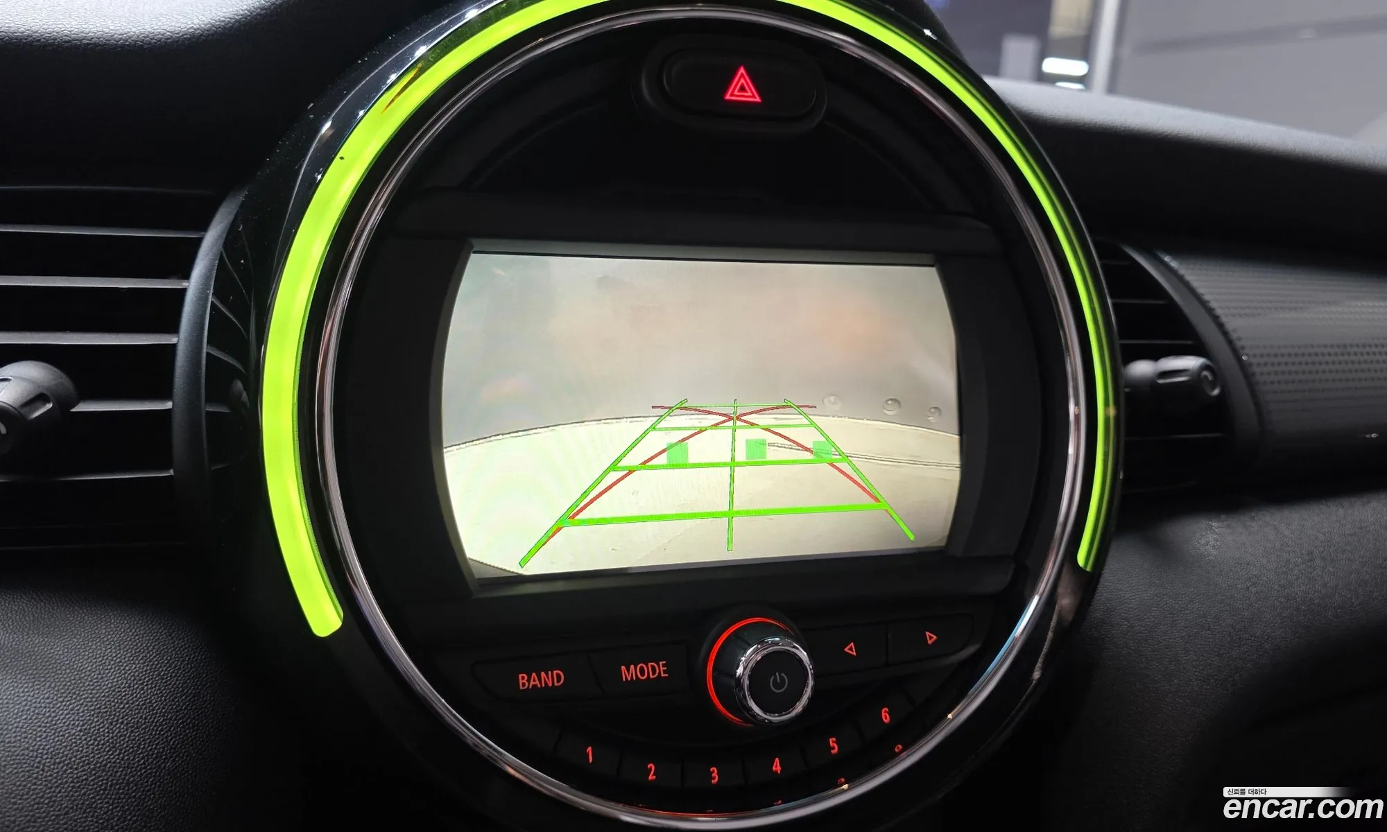Mini Cooper D 2016 — 12