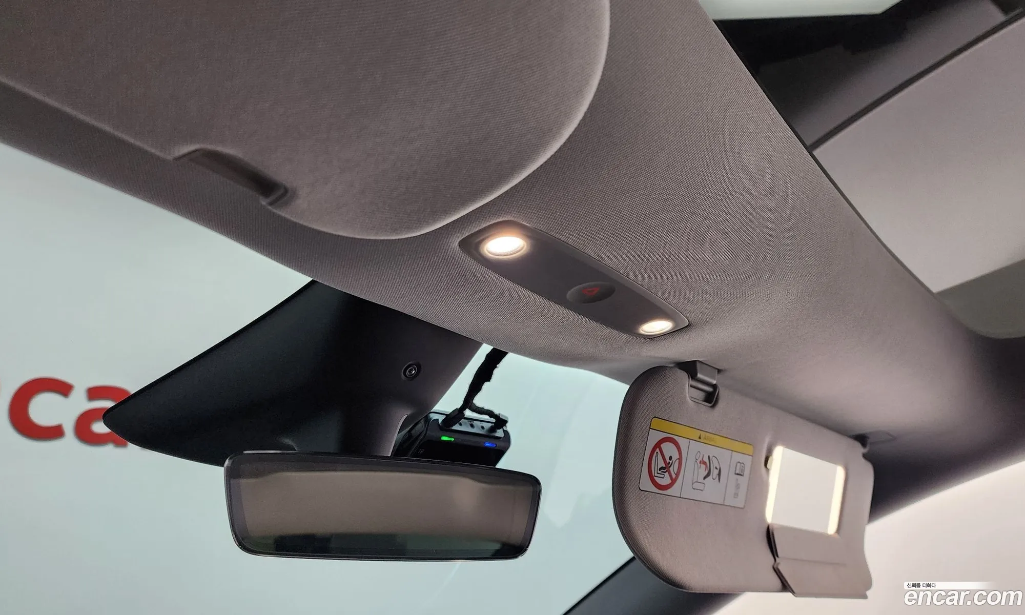Tesla Model Y 2025 LRWYGCEK6SC046523 — 23