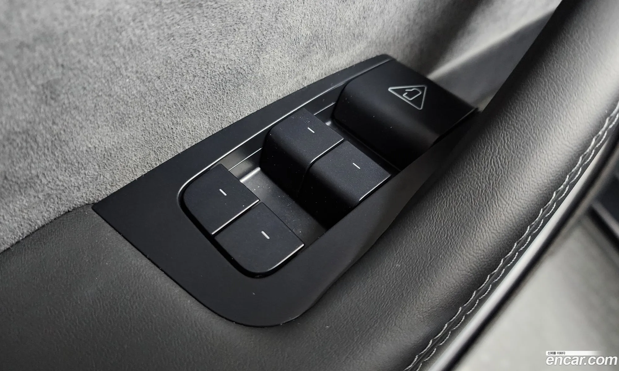 Tesla Model Y 2025 LRWYGCEK6SC046523 — 14