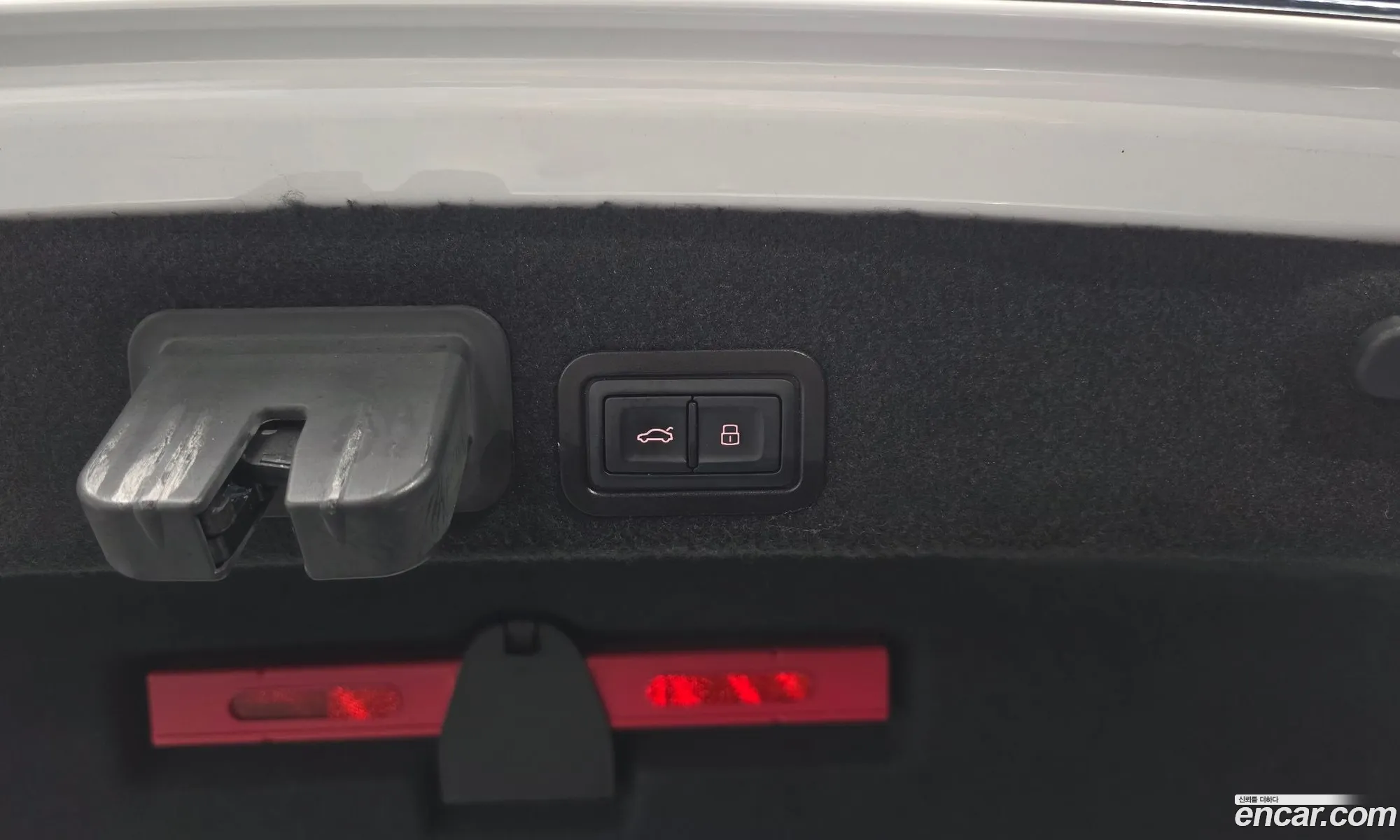 Audi A6 2017 WAUZZZ4G1HN009939 — 6