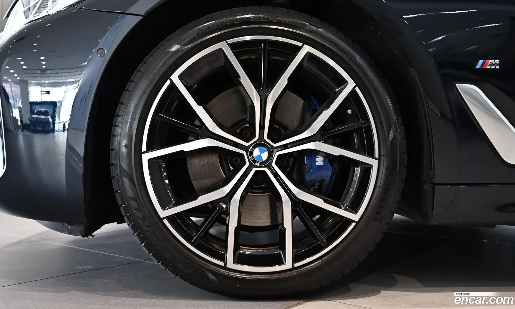 BMW 5 Series 2022 — 13