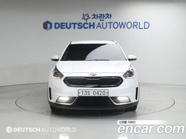 Kia Niro 2016 — 2