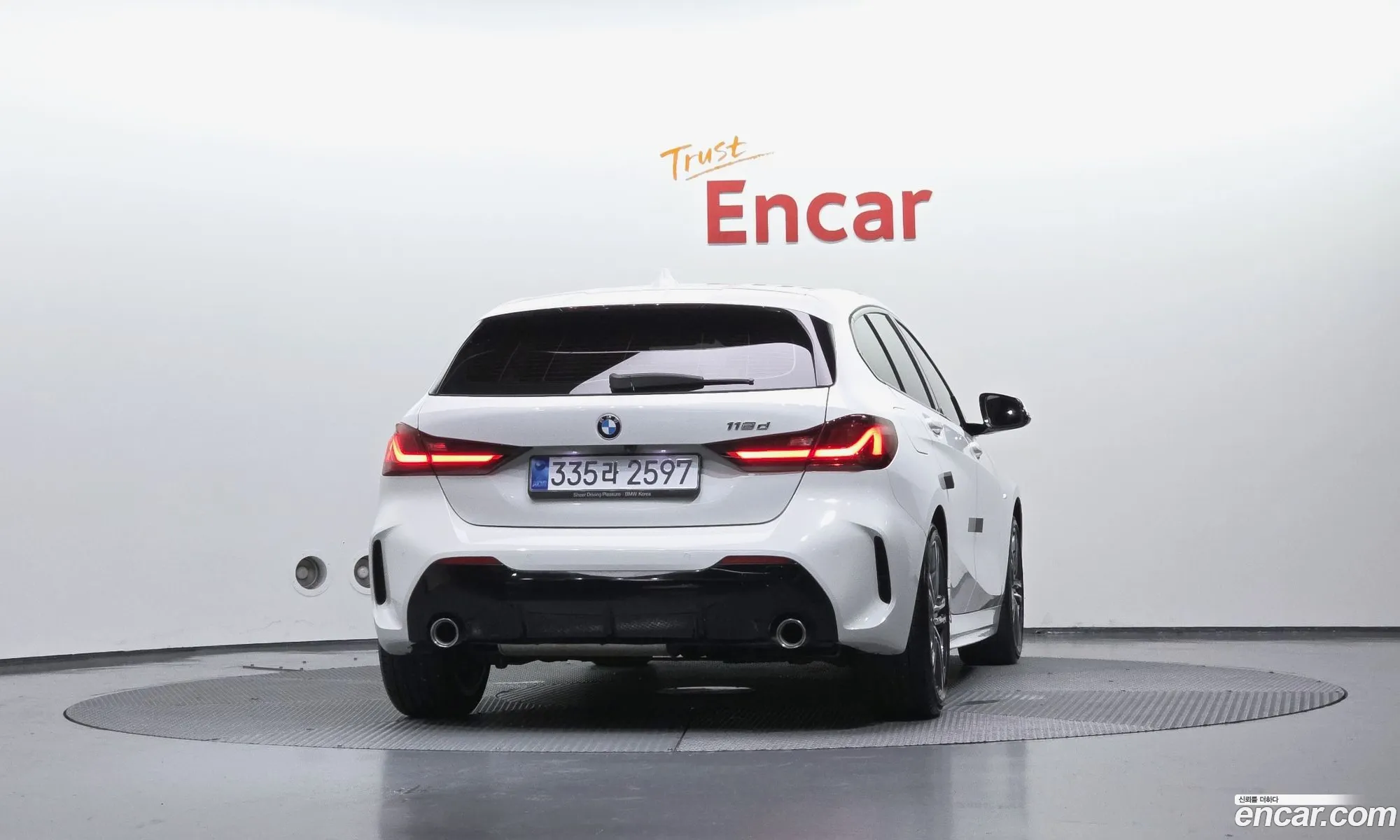 BMW 1 Series 2021 — 2