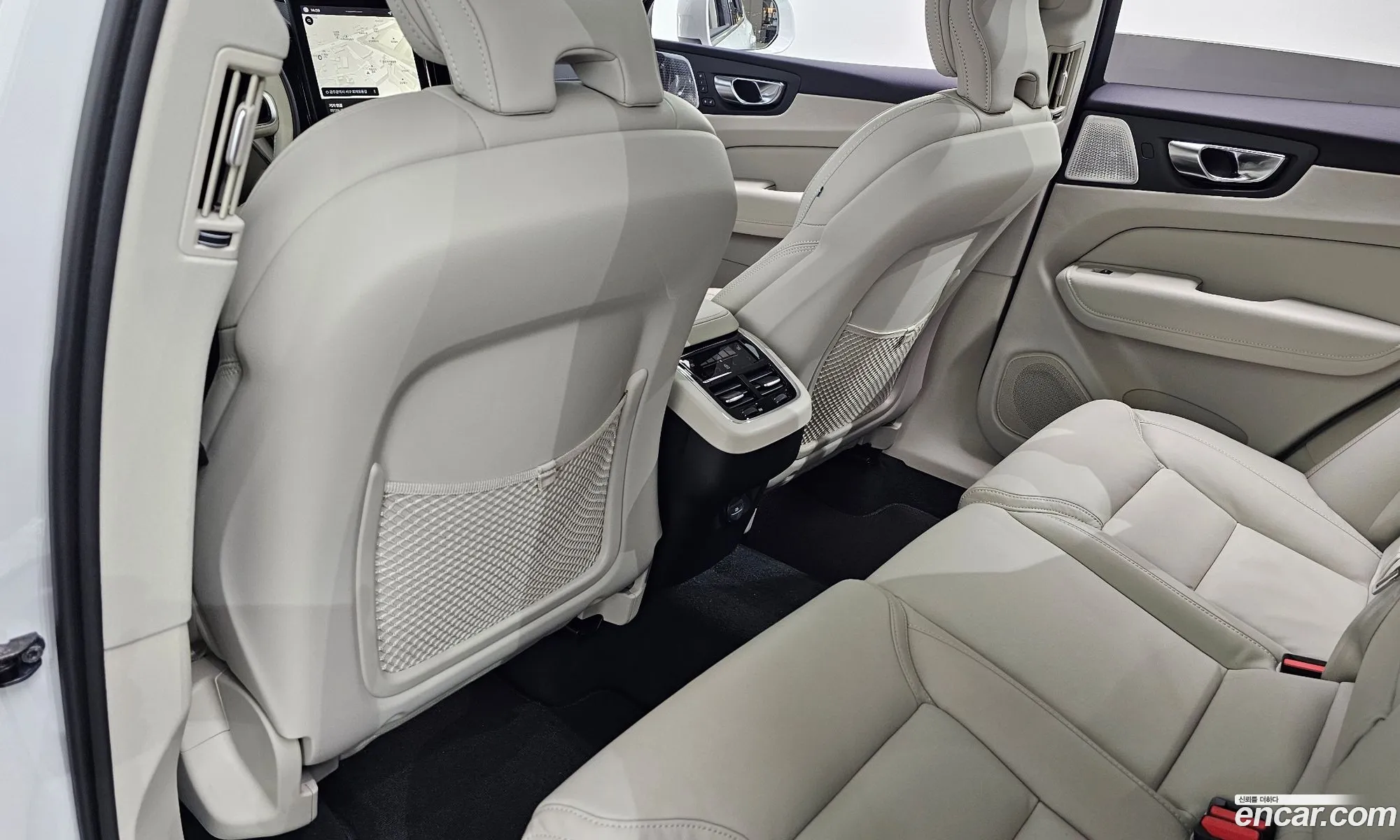 Volvo XC60 2025 YV1UZM12XT1287032 — 15