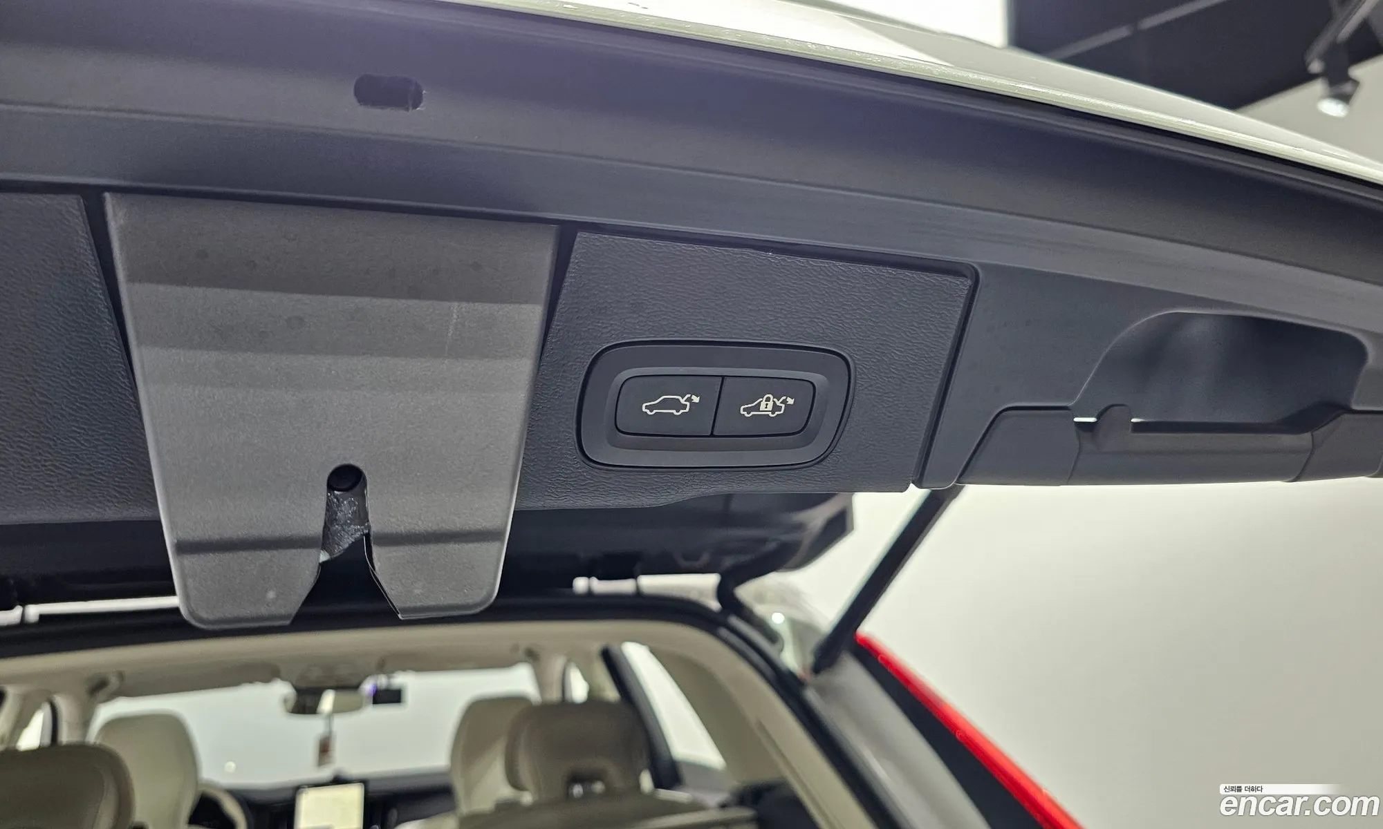Volvo XC60 2025 YV1UZM12XT1287032 — 33
