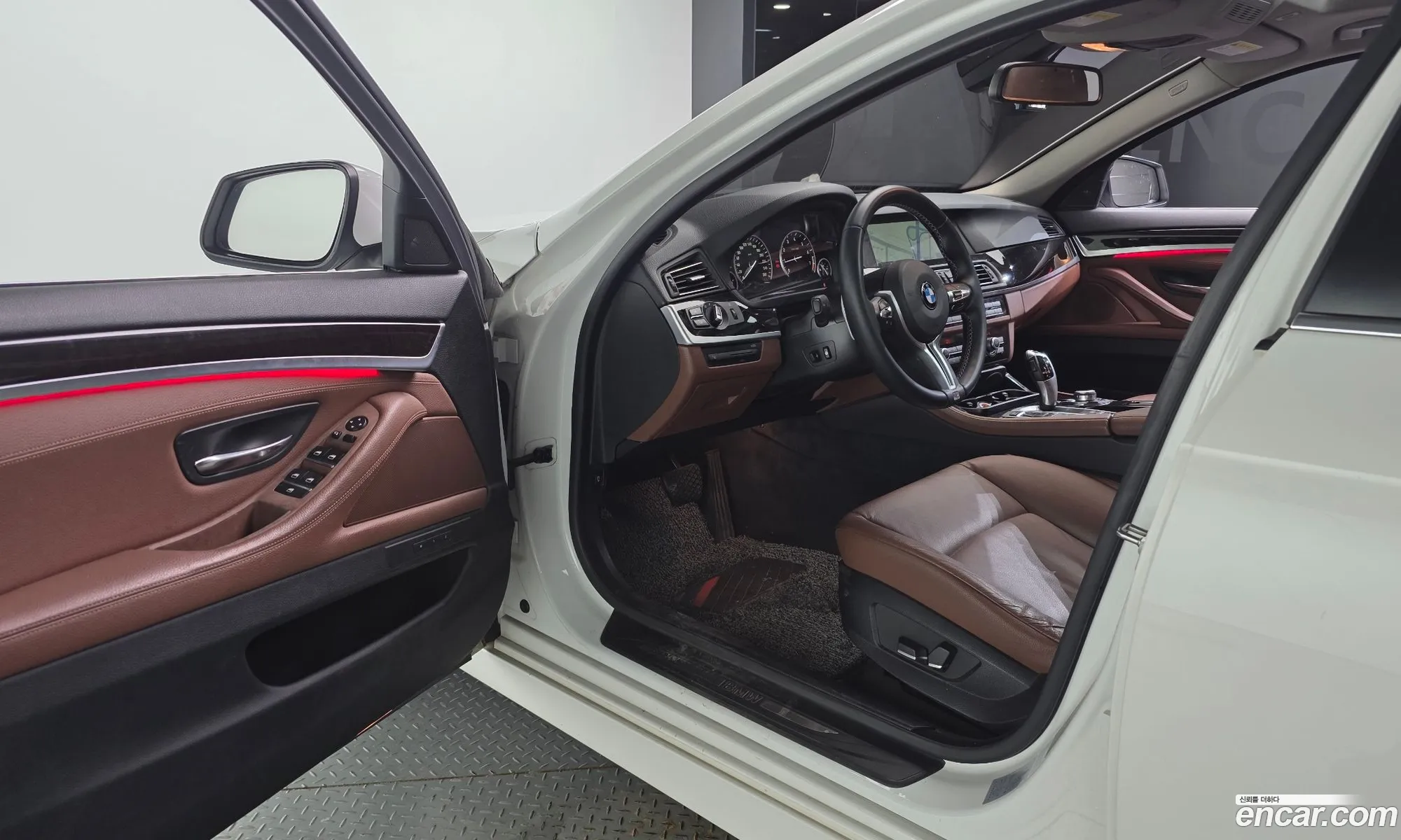 BMW 5 Series 2012 WBAXH3109CDX37182 — 14