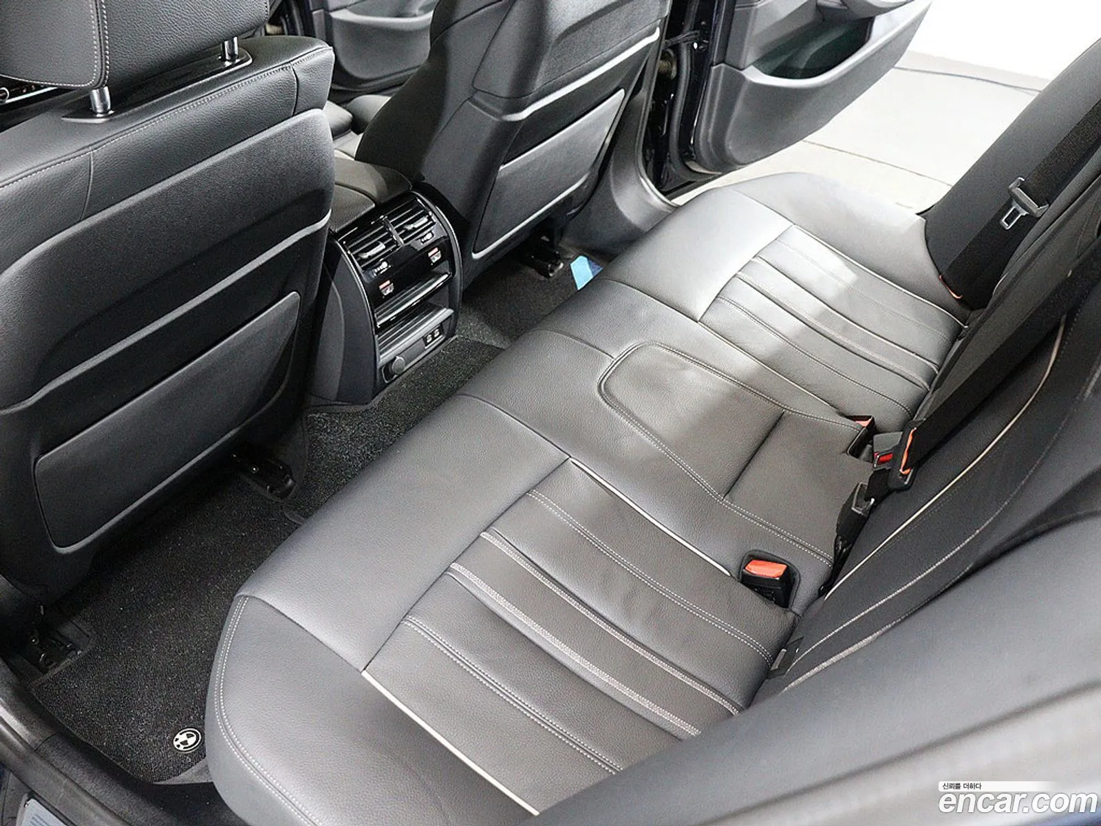 BMW 5 Series 2021 — 10