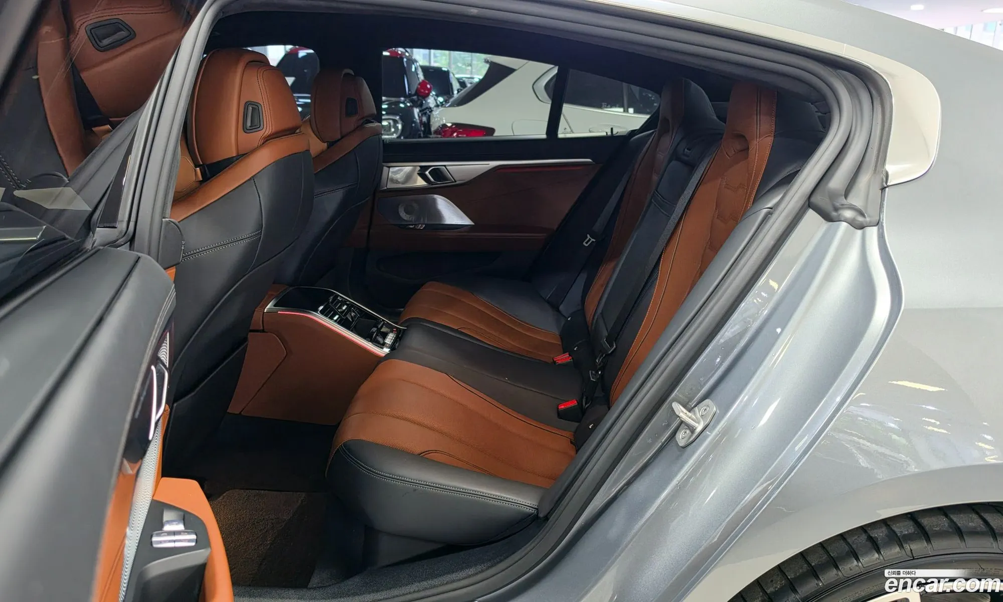 BMW 8 Series 2022 — 10