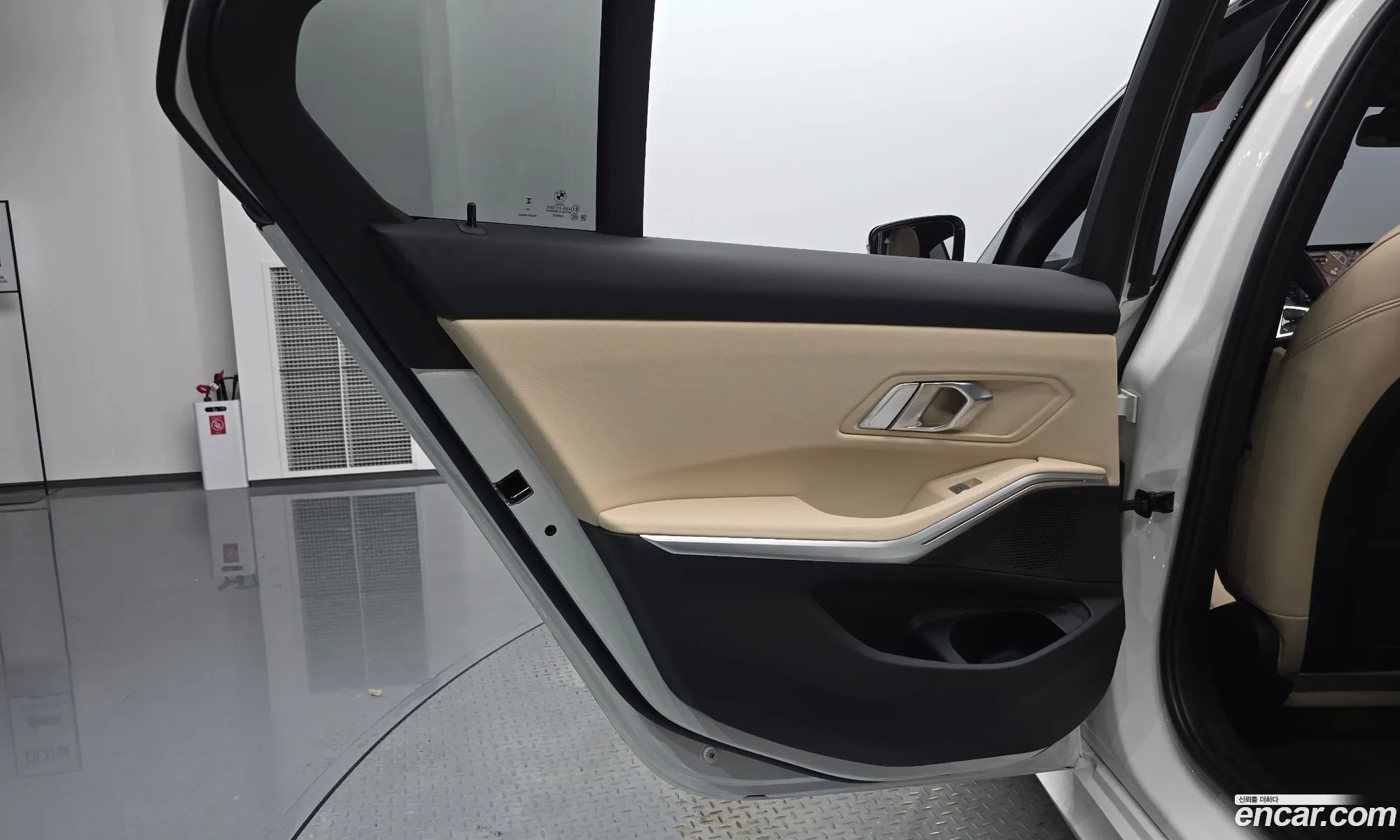 BMW 3 Series 2023 — 5