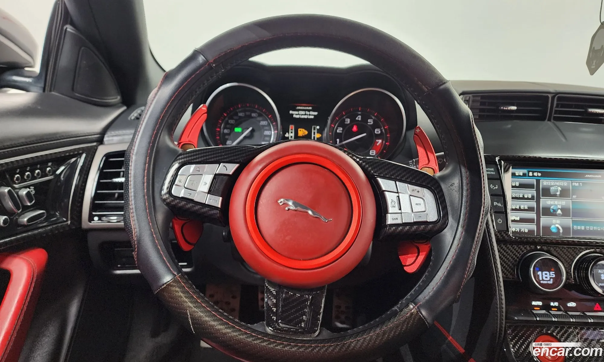 Jaguar F-Type 2014 SAJAA61C1F8K12477 — 13