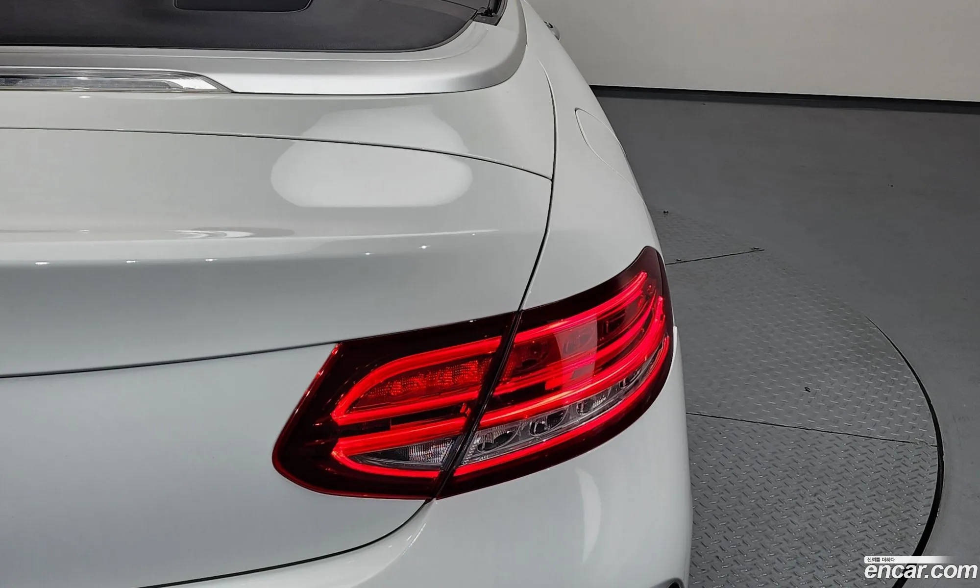 Mercedes-Benz C-Class W205 2018 — 22
