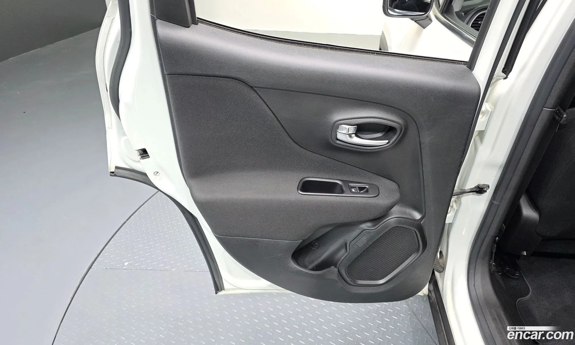Jeep Renegade 2021 1C4NJCBB8MPM33632 — 23