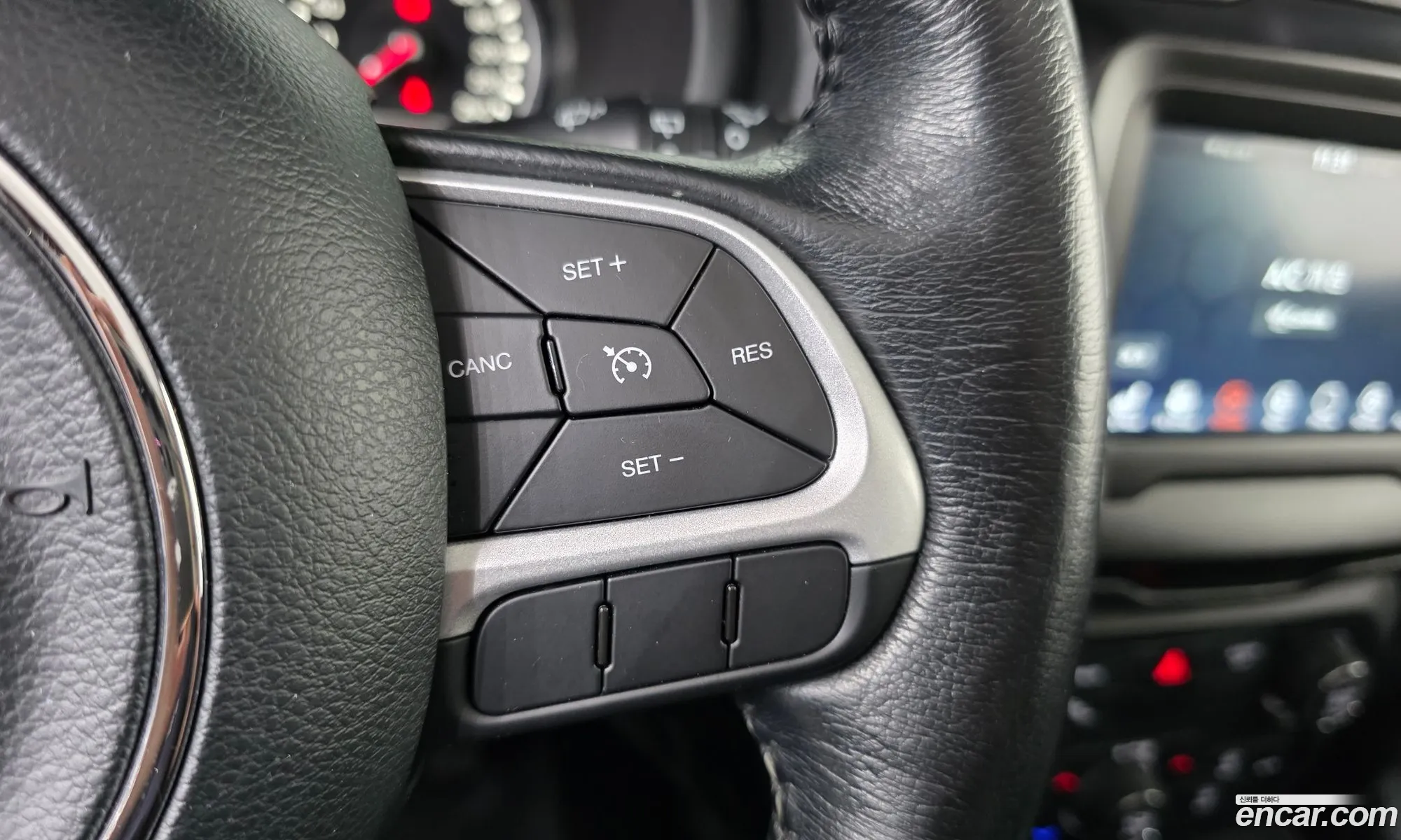 Jeep Renegade 2021 1C4NJCBB8MPM33632 — 27