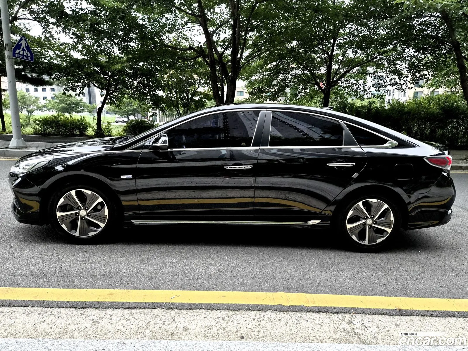 Hyundai Sonata New Rise Hybrid 2017 — 2