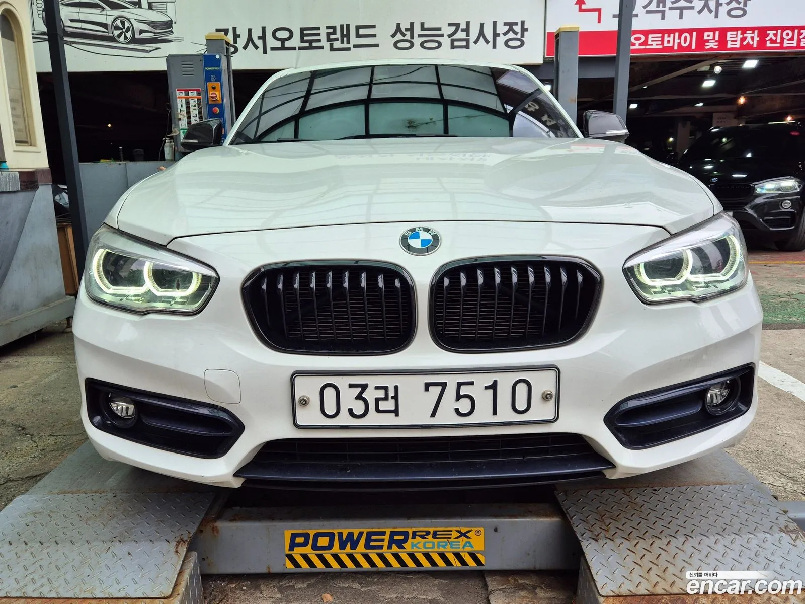BMW 1 Series 2019 — 17
